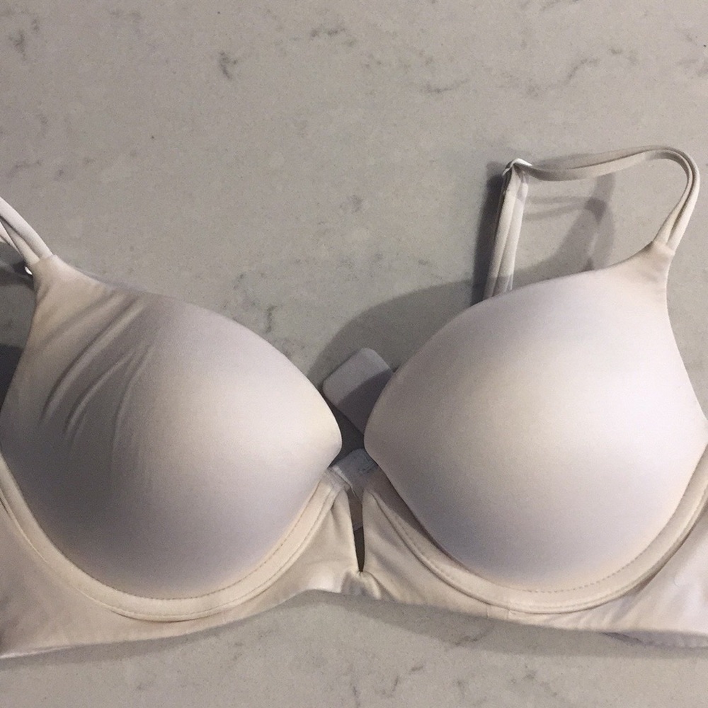 White Very Sexy push up bra